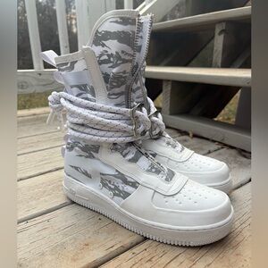Size 10 - Nike SF Air Force 1 Mid Winter Camo